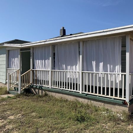 Queen Anne'S Revenge At The Beach Cottage Kitty Hawk Exteriör bild