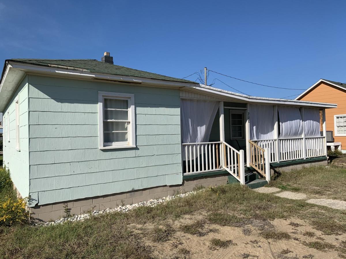 Queen Anne'S Revenge At The Beach Cottage Kitty Hawk Exteriör bild