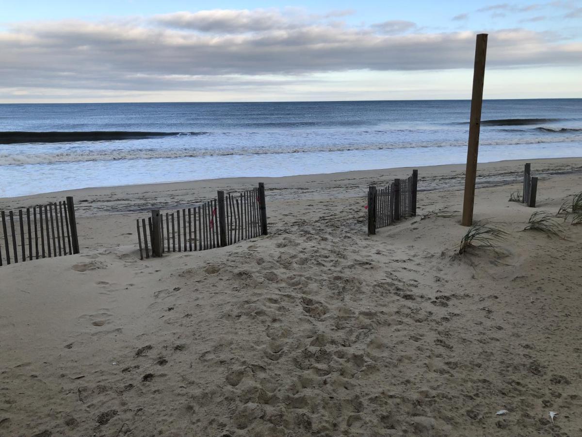 Queen Anne'S Revenge At The Beach Cottage Kitty Hawk Exteriör bild